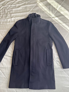 Мужское пальто Hugo Boss, размер 46