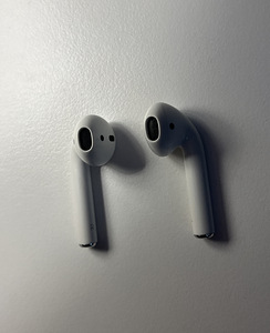 Airpods 1 (5 фото из 5)