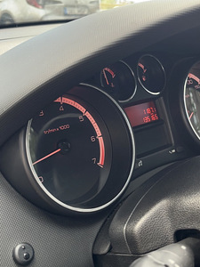 Peugeot 308 (2 foto / 15)