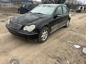Mercedes-Benz C-klass W203 2,0 kompressor 120kw (1 foto / 6)