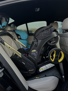 Люлька Doona+Limited Edition Gold +isofix (6 фото из 8)