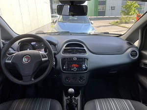 Fiat Punto 1.2 51kW (10 foto / 12)