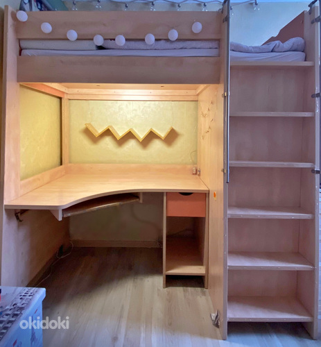 Двухъярусная кровать со столом и шкафом. Комод и кровать. (фото #2)