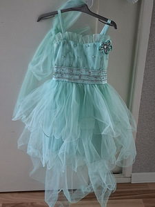 Kleit (1 foto / 1)