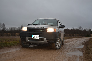 Land Rover Freelander (2 foto / 9)