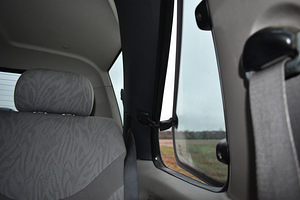 Land Rover Freelander (9 foto / 9)