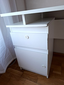 Kirjutuslaud (2 foto / 2)