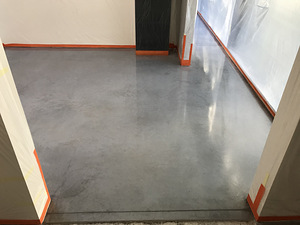 Renoveerime, lihvime, poleerime betoonpõrandaid (1 foto / 4)