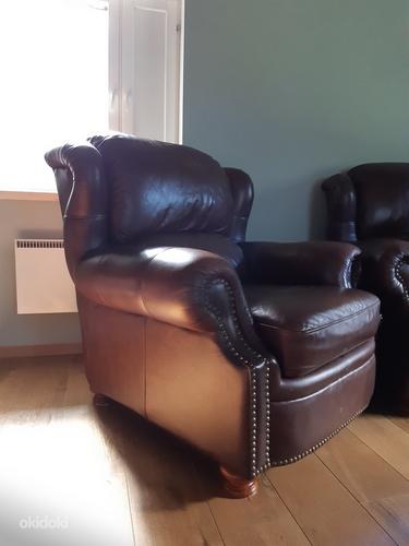 3-х местный диван и кресла из натуральной кожи (фото #5)