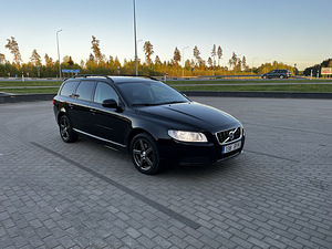 Volvo V70 Lpg (8 фото из 15)