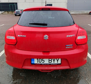 Suzuki Swift 4WD Hybrid (2 foto / 8)