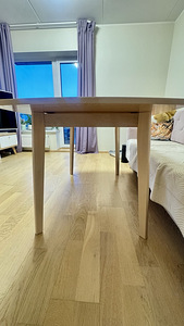 Pikendatav söögilaud (120-150×80 sm) +Toolid (8 foto / 10)