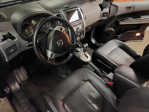 Nissan X-Trail T31 (9 foto / 15)