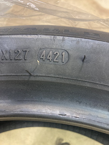 Pirelli Diablo Supercorsa V3 200/60 ZR17 (80W) SP (3 foto / 3)