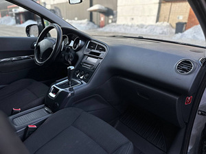 Peugeot 5008 1.6 80kW (3 foto / 3)