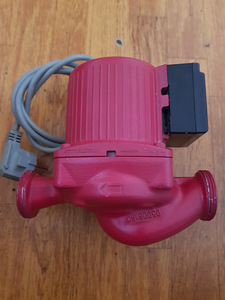 Grundfos UPS 25-80-180 (4 foto / 6)