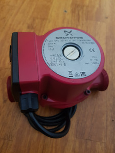 Grundfos UPS 25-40-180 (6 foto / 6)