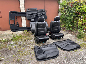 Jeep Grand Cherokee varuosadeks (2 foto / 10)
