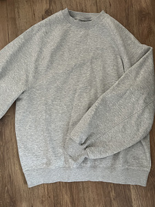 Hoodie/pusa (3 foto / 6)