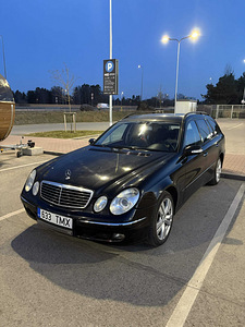 Mercedes-Benz E 320 CDI T Avantgarde 3.2 150kW (3 foto / 14)