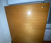 Деревянный шкаф / Puidust kapp