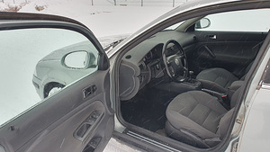 Volkswagen Passat 2004 1.9TDi 96kW 6 Manual (9 фото из 15)