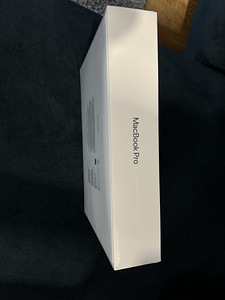 Apple Macbook Pro 14 M1 (3 foto / 3)