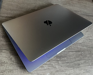 Macbook pro 2020 M1