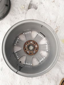 16" оригинальные диски Skoda (3 фото из 3)