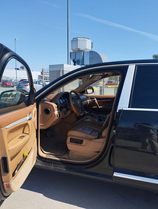 Porsche Cayenne S (2 foto / 5)