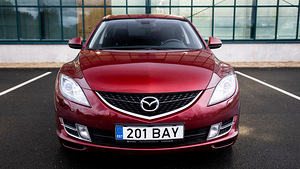 Mazda 6 2.0 108kW (2 foto / 11)