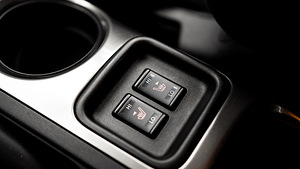 Nissan Juke Facelift 1.6 86kW (14 foto / 15)