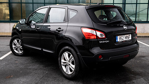 Nissan Qashqai 2.0 104kW (4 foto / 14)
