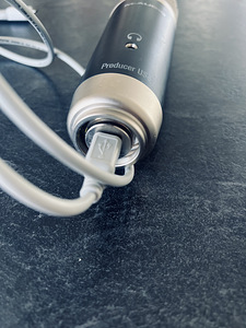 USB-микрофон M-Audio (3 фото из 3)