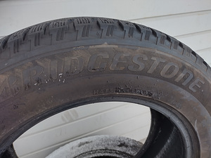 Bridgestone 225/65 R17 (4 foto / 5)