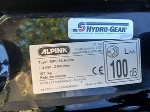 Murutraktor Alpina AT4 84 HA (9 foto / 10)