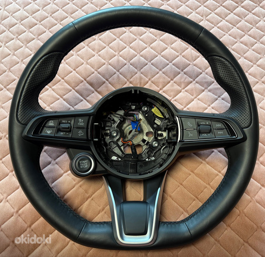 Руль Alfa Romeo GIULIA / STELVIO 2022