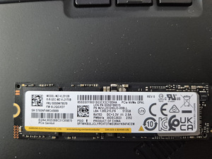 Samsung 512 GB PCLe Gen4x4 NVMe M.2 SSD kõvaketas (1 foto / 1)