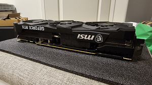 GeForce RTX™ 3090 VENTUS 3X 24G OC (4 foto / 9)