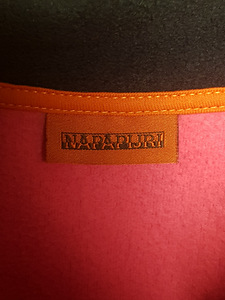 Jacket with a zipper Napapijri (5 foto / 6)