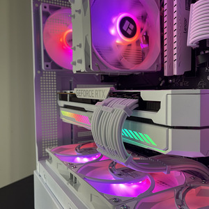 Ryzen 5 5600, RTX 3080 | Свежесобранный компьютер (8 фото из 10)