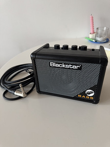 Мини басовый усилитель Blackstar Fly 3 (1 фото из 3)
