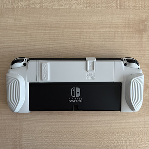 Nintendo Switch OLED (2 foto / 6)