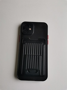 iPhone 12 64 Гб (2 фото из 4)
