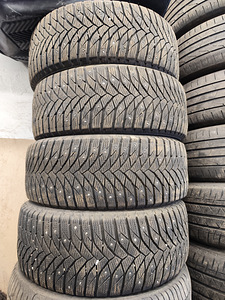 Rehvid Triangle iceLink 215/55 r16 (1 foto / 1)