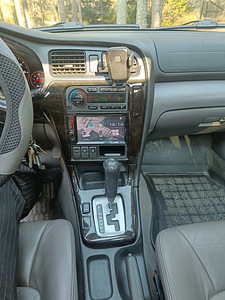 Subaru Outback H6 3.0 (9 foto / 14)