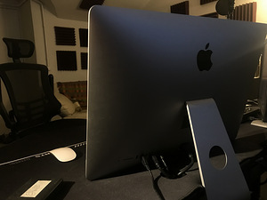 iMac i7 3.6GHz – 32GB RAM – 1TB F – Radeon 560 - 21.5″ (2 foto / 6)