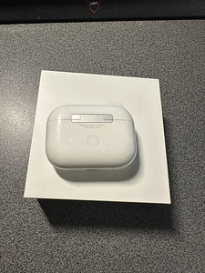 AirPods Pro 2 (4 фото из 6)