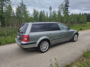 Volkswagen Passat 1.8T (4 foto / 10)