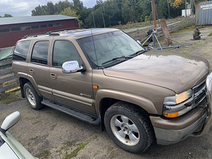 Chevrolet Tahoe (2 foto / 8)